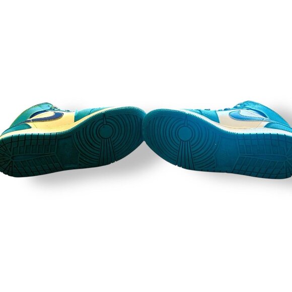 Nike Air Jordan 1 Mid SE Size 6.5Y Blue Green White DA8010-400 Youth Sneakers - Picture 5 of 16